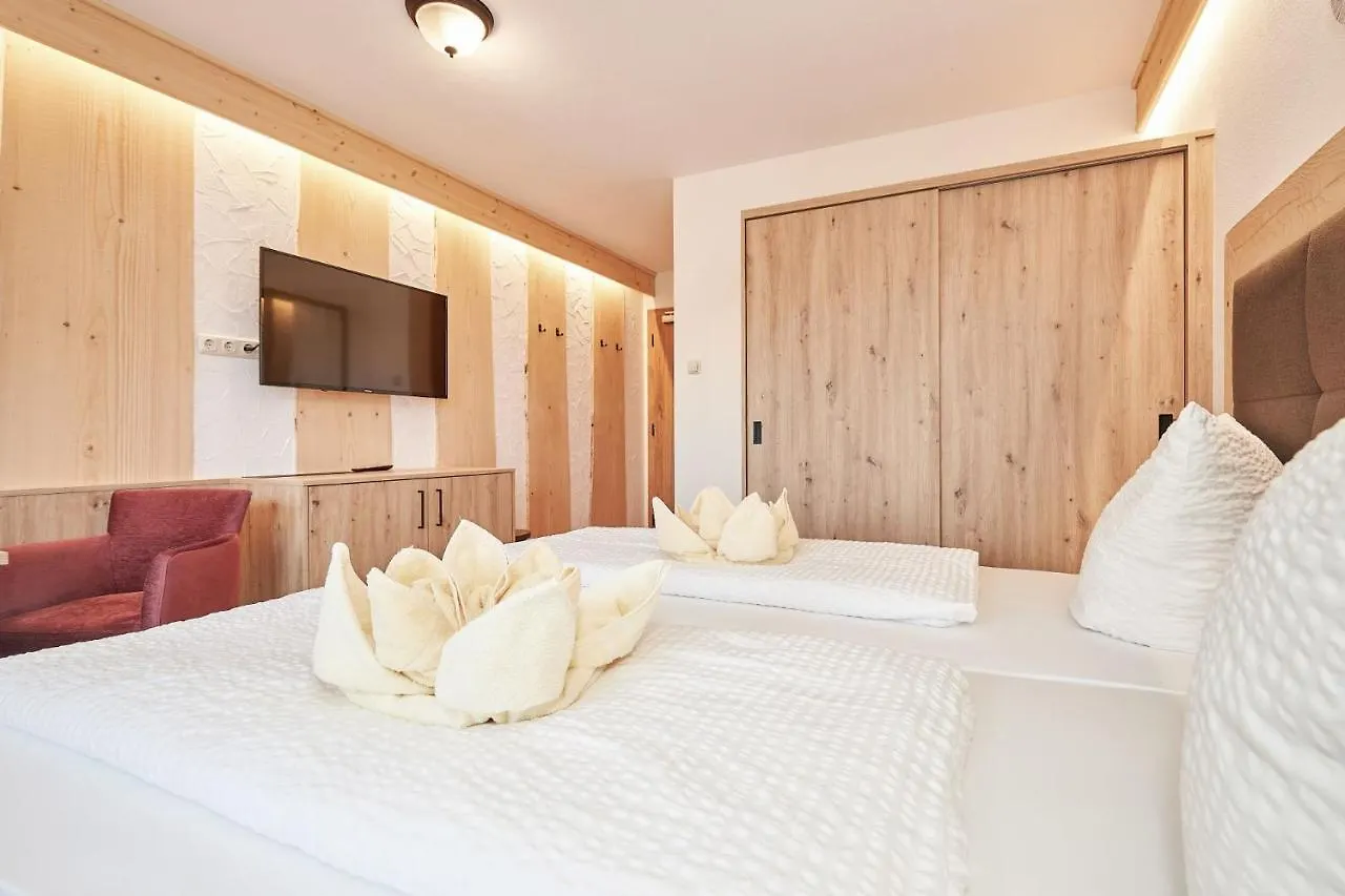 Landhotel Berger Ainring 0*,